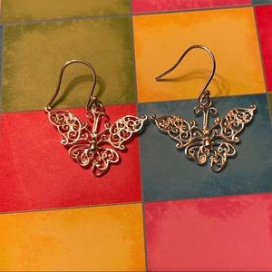 🚫SOLD🚫 SS Intricate Butterfly Hook Earrings